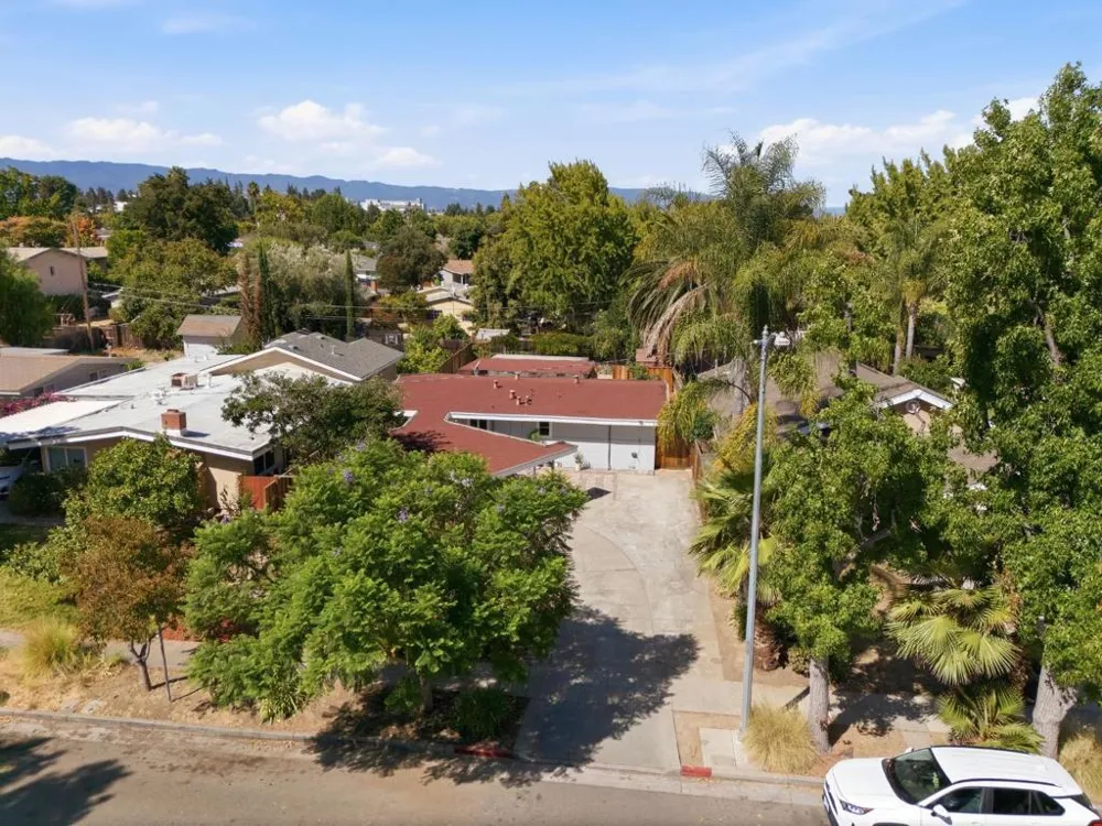 537 Mayellen Avenue San Jose, CA 95126