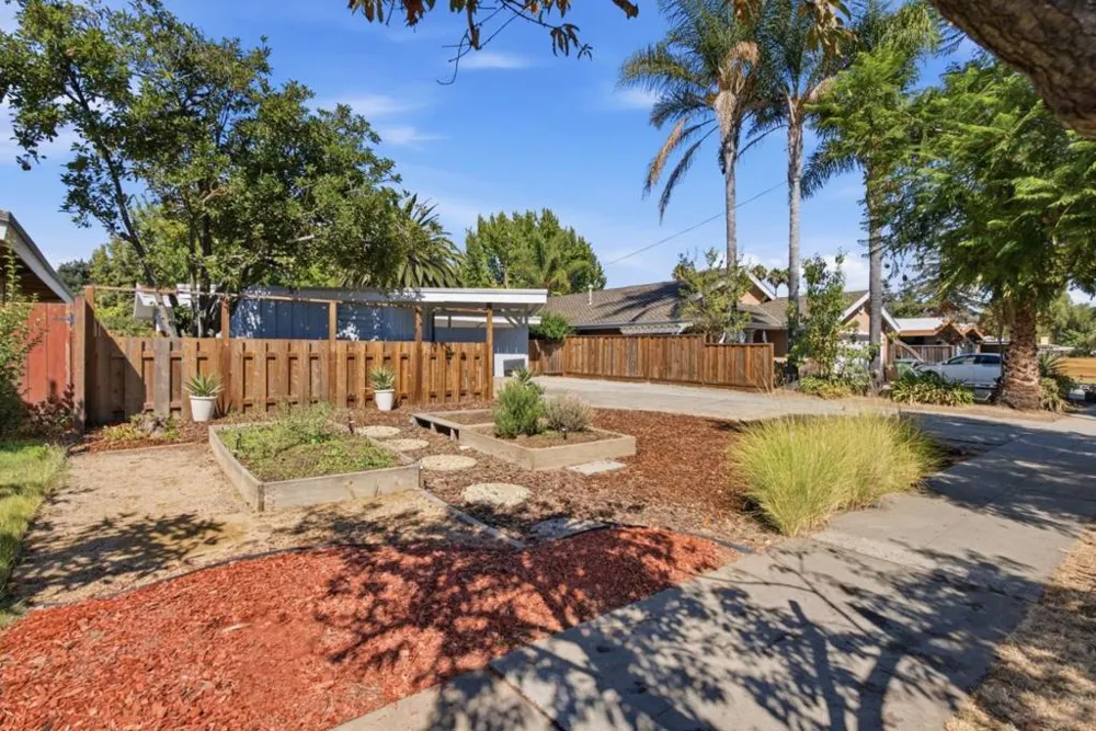 537 Mayellen Avenue San Jose, CA 95126