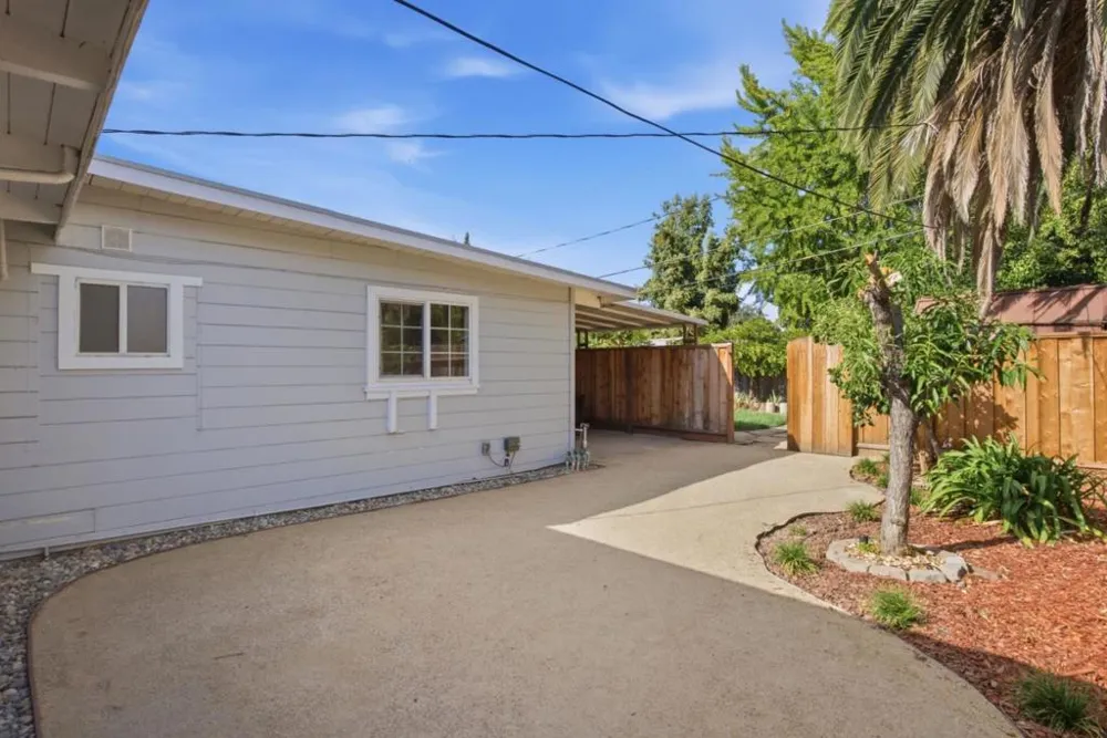537 Mayellen Avenue San Jose, CA 95126
