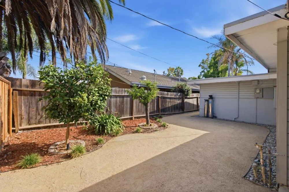 537 Mayellen Avenue San Jose, CA 95126