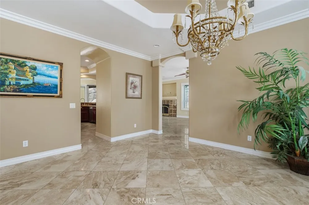 27355 Stonehenge Hemet, CA 92544