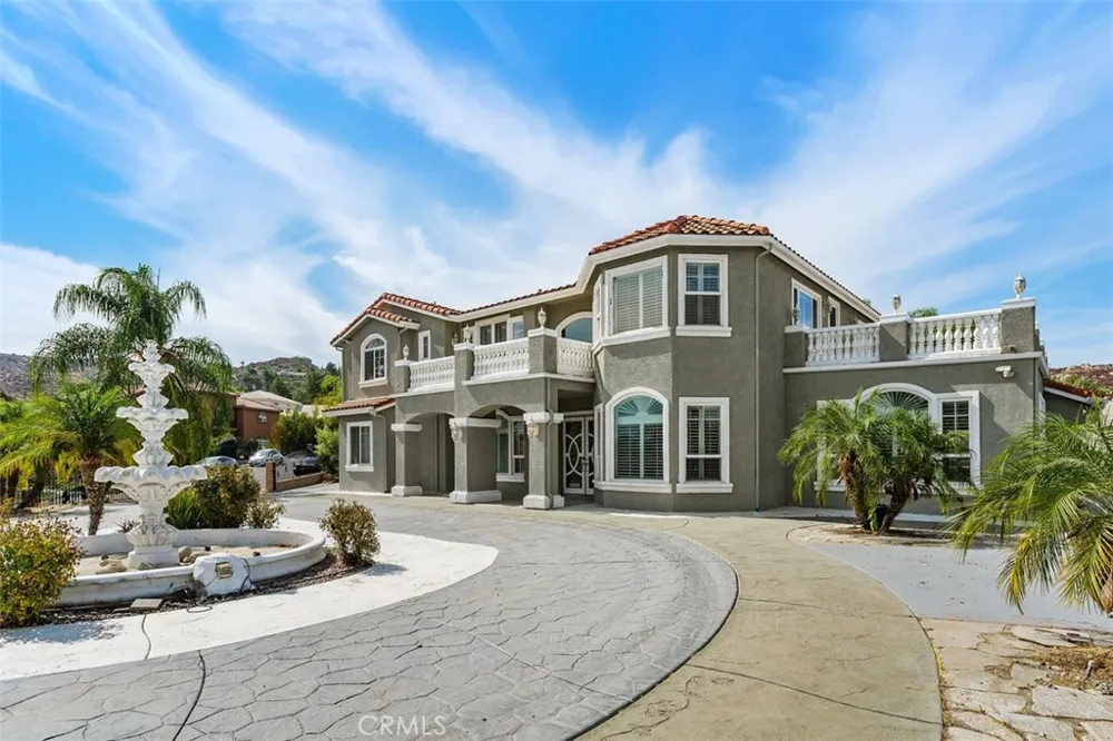 27355 Stonehenge Hemet, CA 92544
