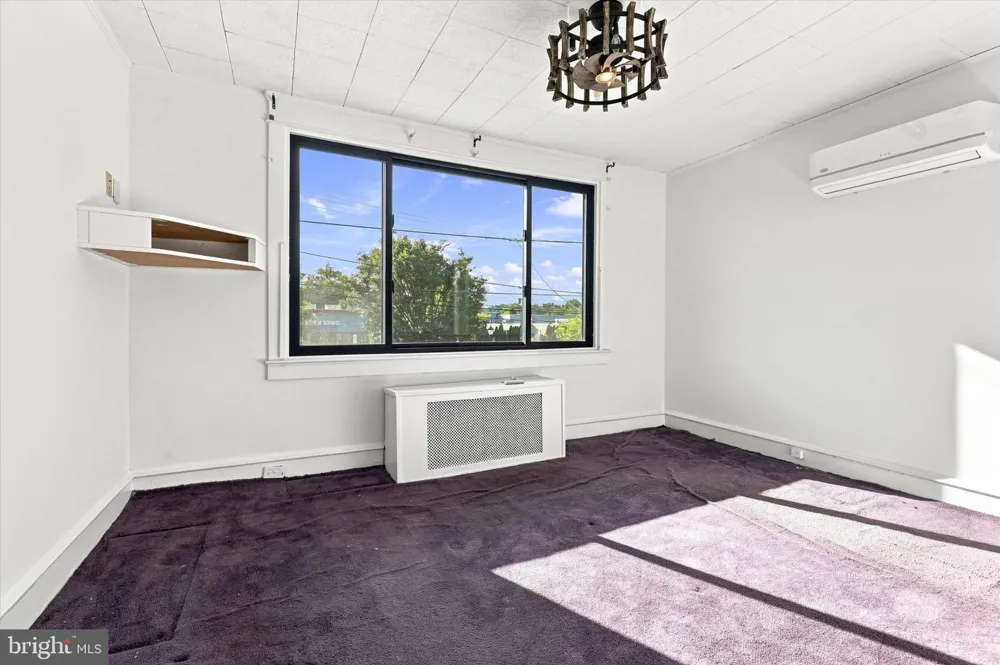 612 S BROAD STREET Lansdale, PA 19446