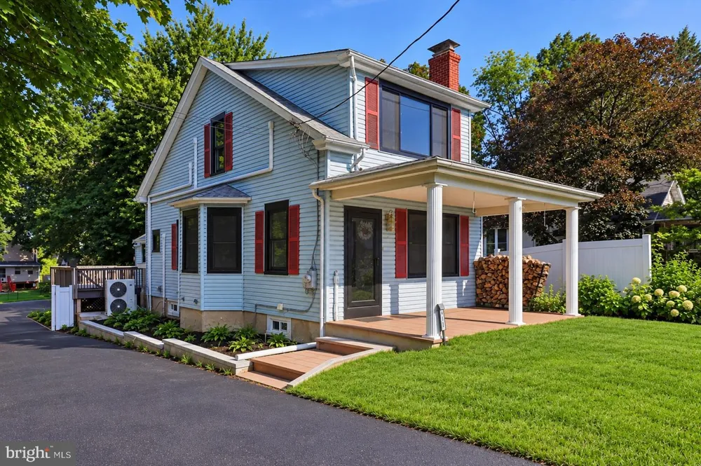 612 S BROAD STREET Lansdale, PA 19446