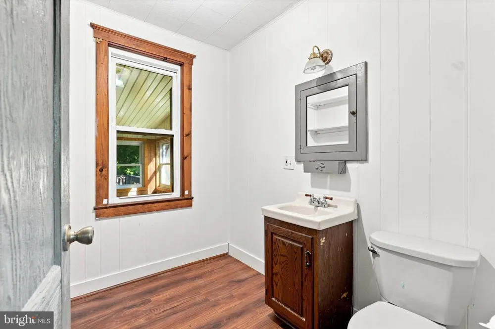 612 S BROAD STREET Lansdale, PA 19446