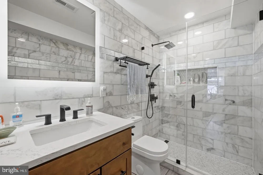 756 PRINCETON PLACE NW #1 Washington, DC 20010