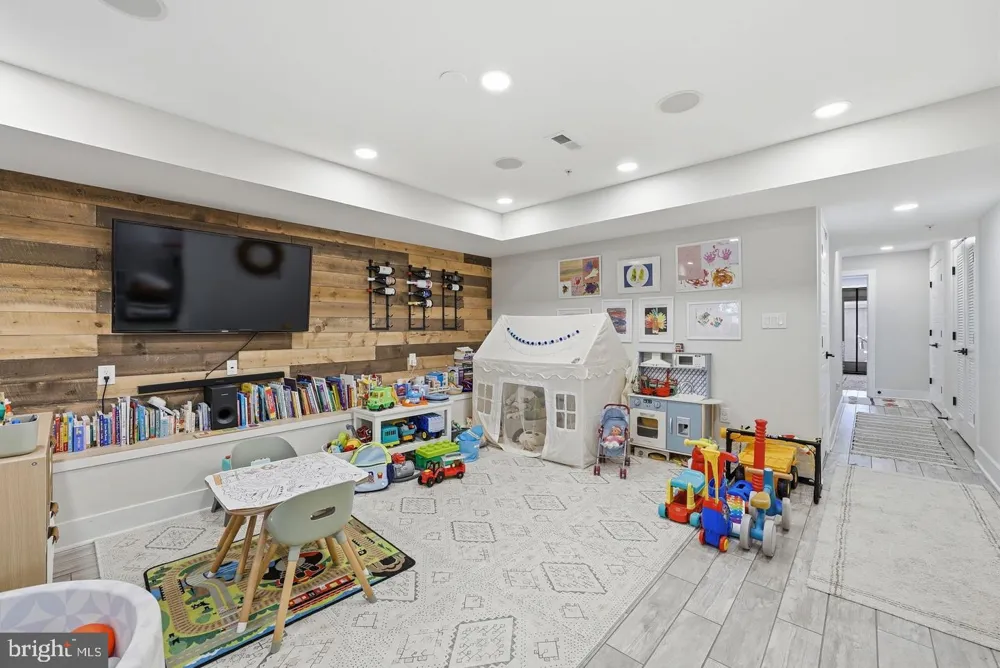 756 PRINCETON PLACE NW #1 Washington, DC 20010