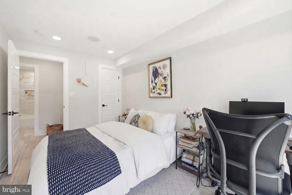 756 PRINCETON PLACE NW #1 Washington, DC 20010