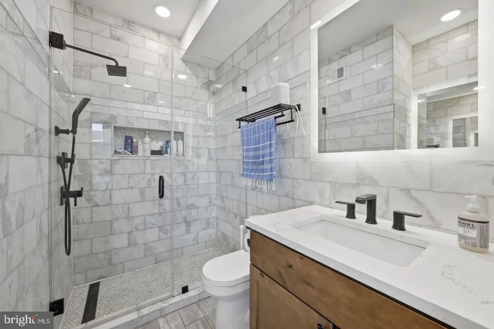 756 PRINCETON PLACE NW #1 Washington, DC 20010