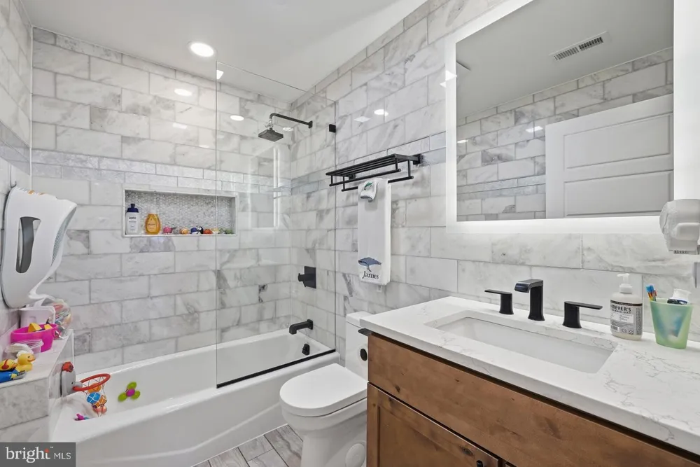 756 PRINCETON PLACE NW #1 Washington, DC 20010