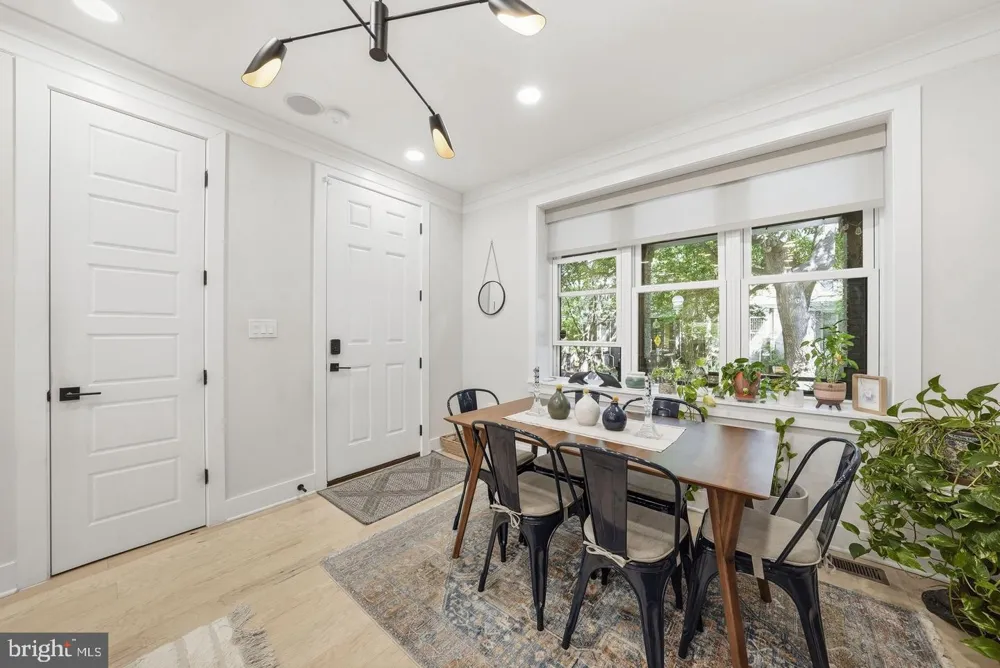 756 PRINCETON PLACE NW #1 Washington, DC 20010