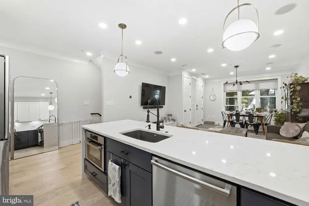 756 PRINCETON PLACE NW #1 Washington, DC 20010