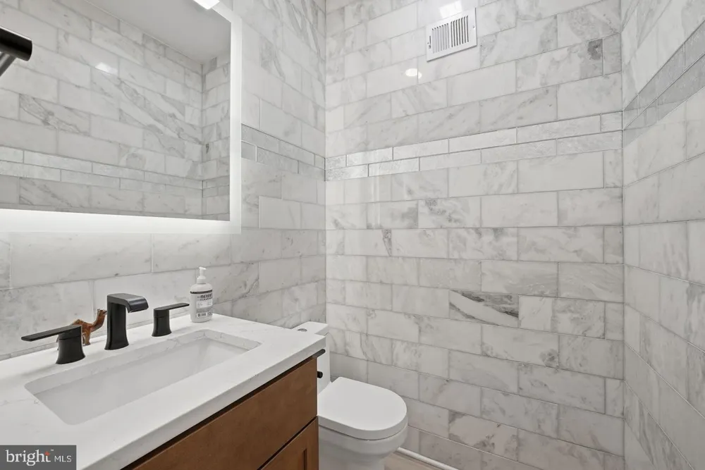 756 PRINCETON PLACE NW #1 Washington, DC 20010