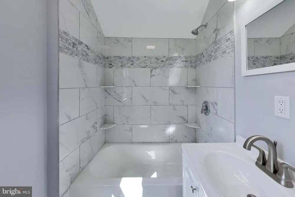 5312 CATALPHA Baltimore, MD 21214
