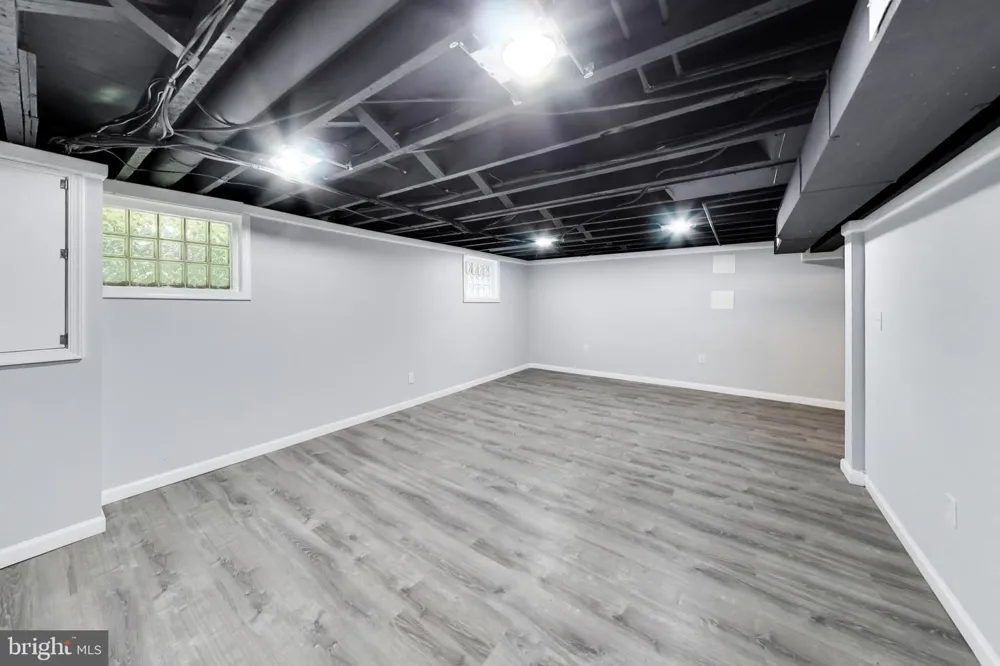 5312 CATALPHA Baltimore, MD 21214