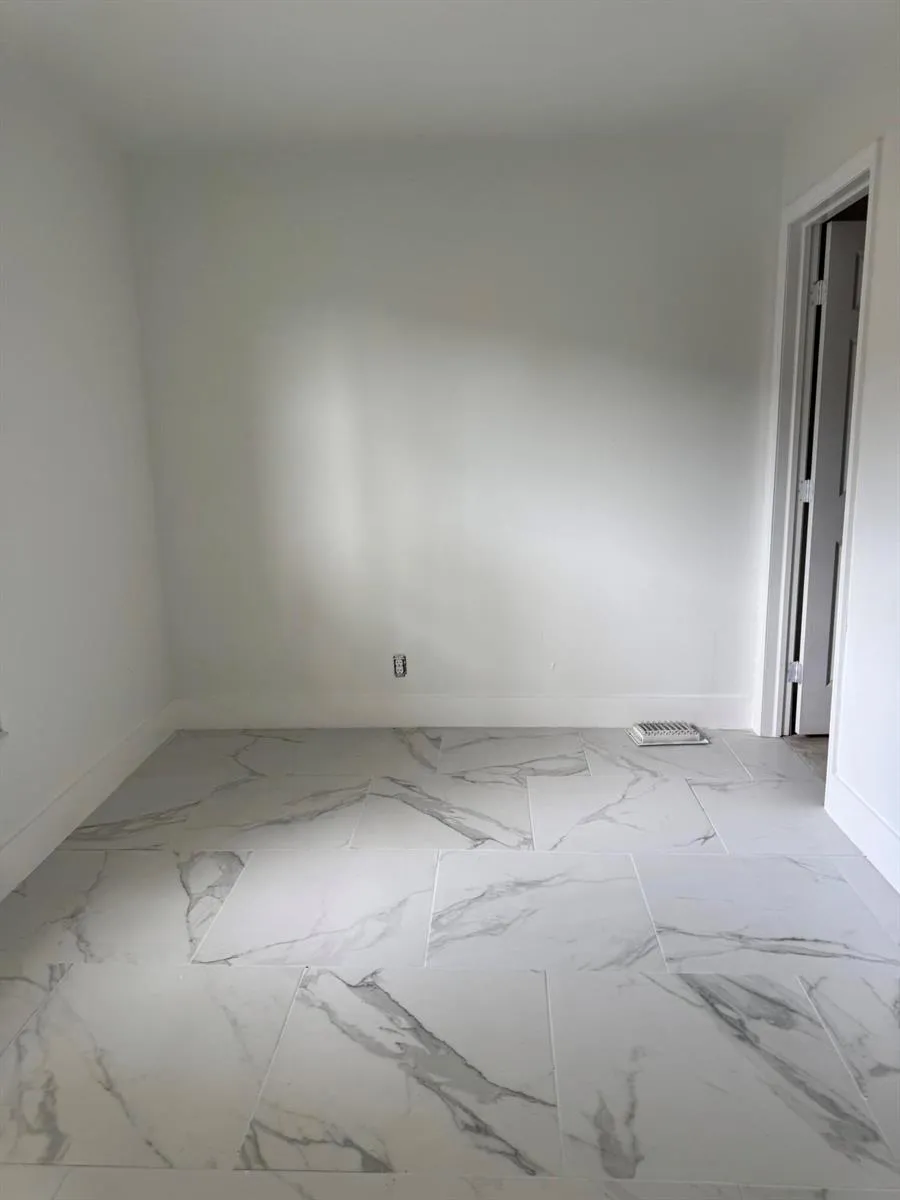 501 SW 83rd Avenue North Lauderdale, FL 33068