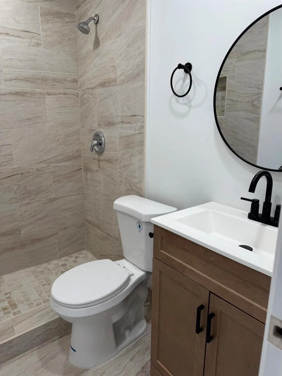 501 SW 83rd Avenue North Lauderdale, FL 33068