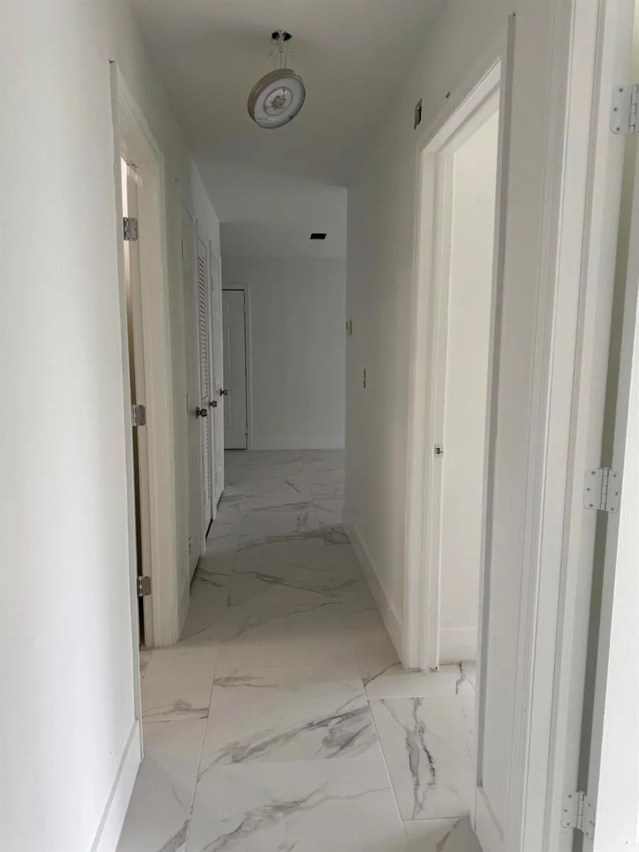 501 SW 83rd Avenue North Lauderdale, FL 33068
