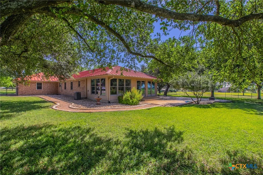 10941 Moffat Road Temple, TX 76502