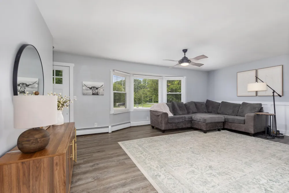 10022 Alaska Avenue SE Caledonia, MI 49316