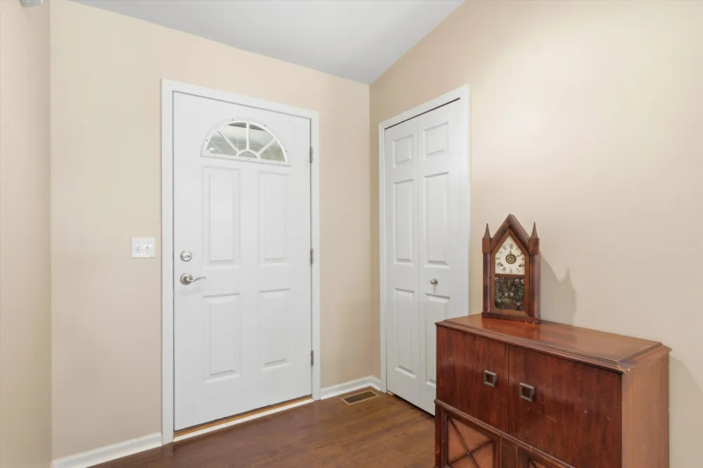7057 Maplelawn Drive Ypsilanti, MI 48197