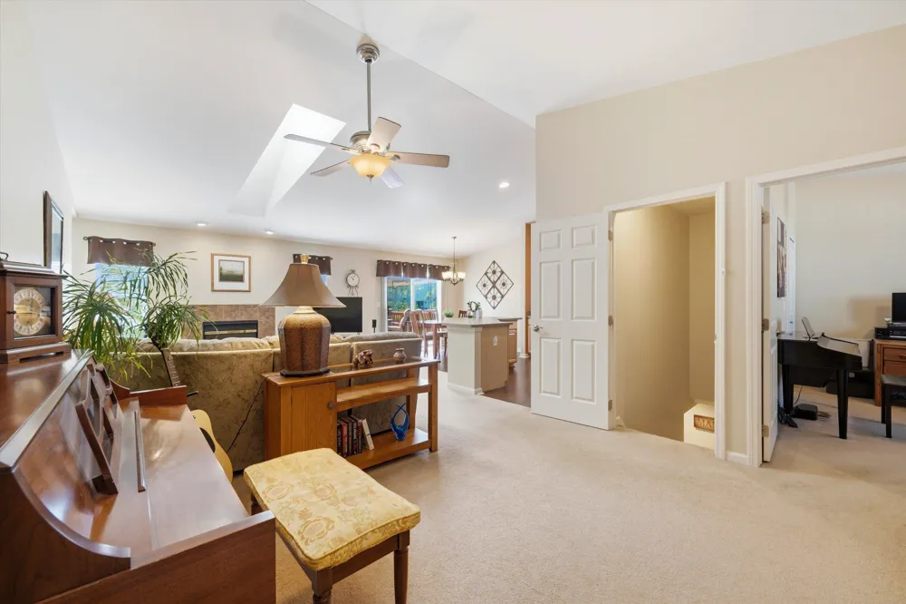 7057 Maplelawn Drive Ypsilanti, MI 48197