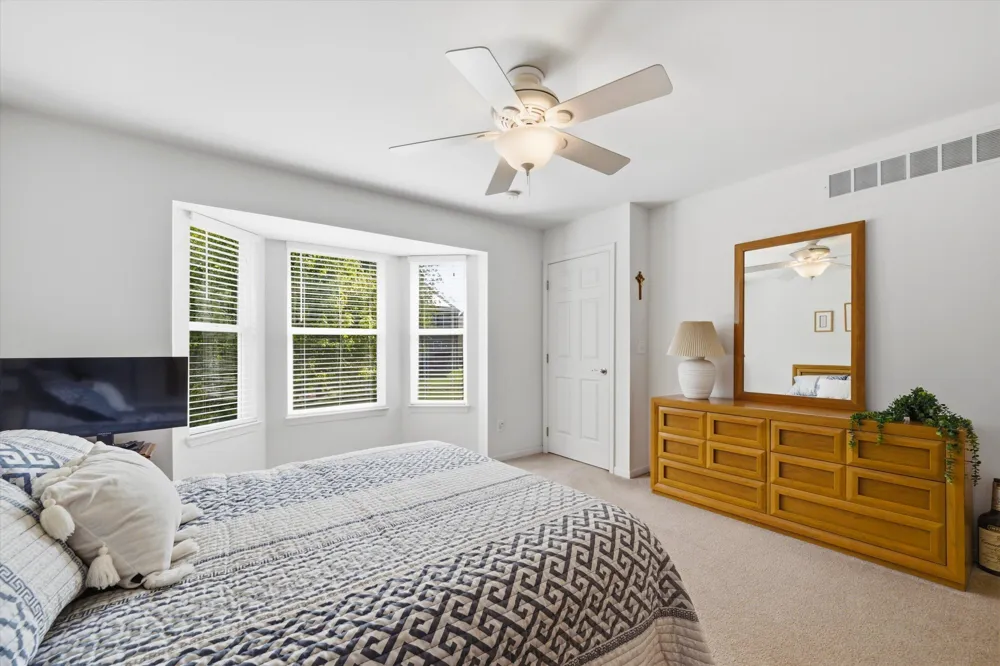 7057 Maplelawn Drive Ypsilanti, MI 48197