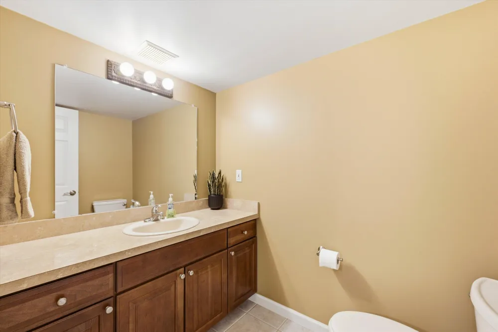 7057 Maplelawn Drive Ypsilanti, MI 48197