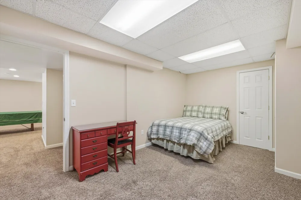 7057 Maplelawn Drive Ypsilanti, MI 48197