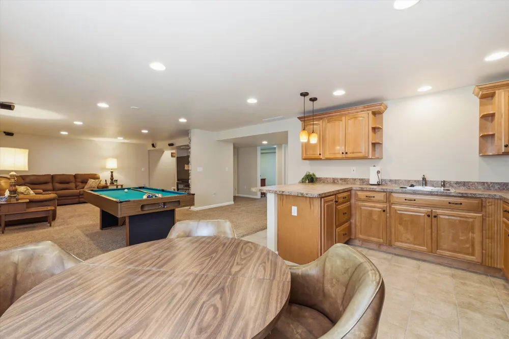 7057 Maplelawn Drive Ypsilanti, MI 48197
