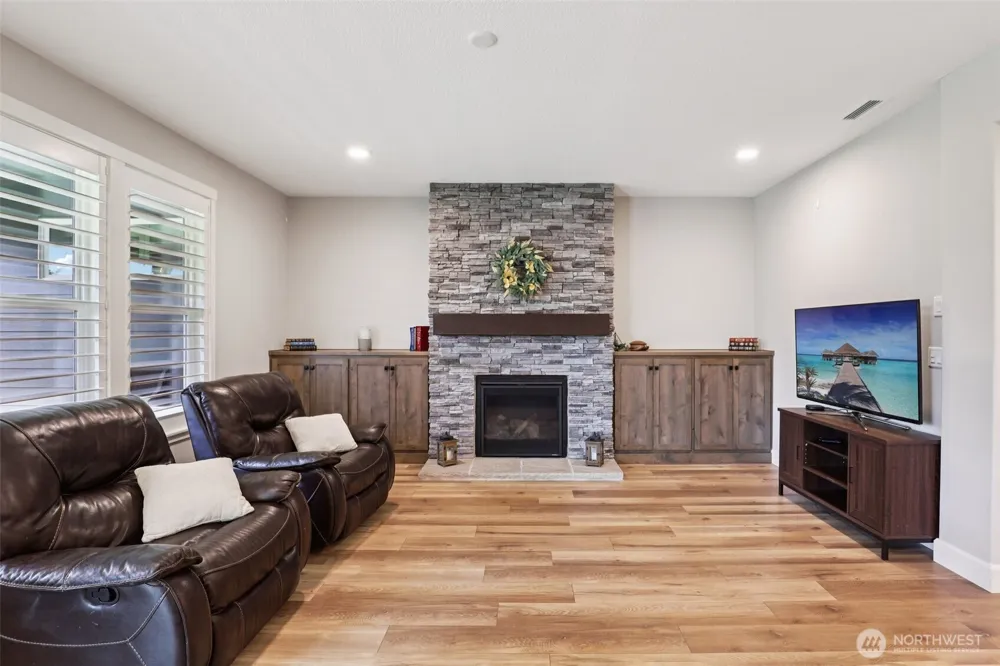 8321 NE 168th Place Vancouver, WA 98682