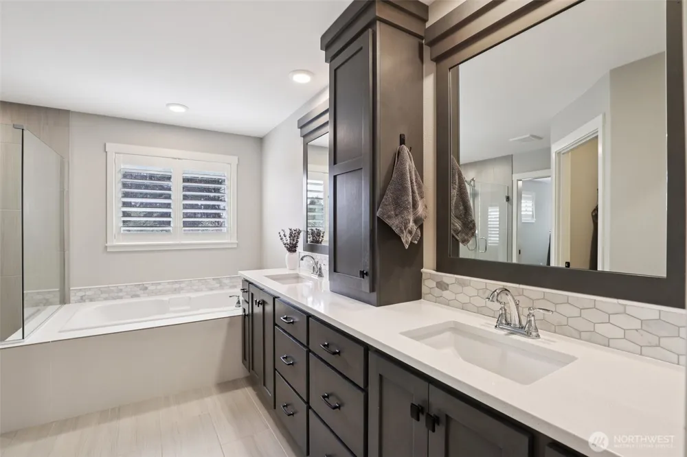 8321 NE 168th Place Vancouver, WA 98682