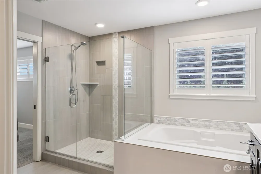 8321 NE 168th Place Vancouver, WA 98682