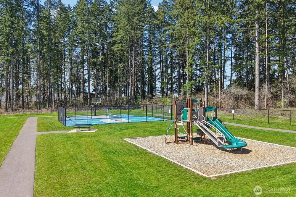 8321 NE 168th Place Vancouver, WA 98682