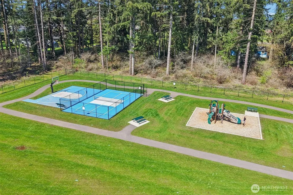 8321 NE 168th Place Vancouver, WA 98682