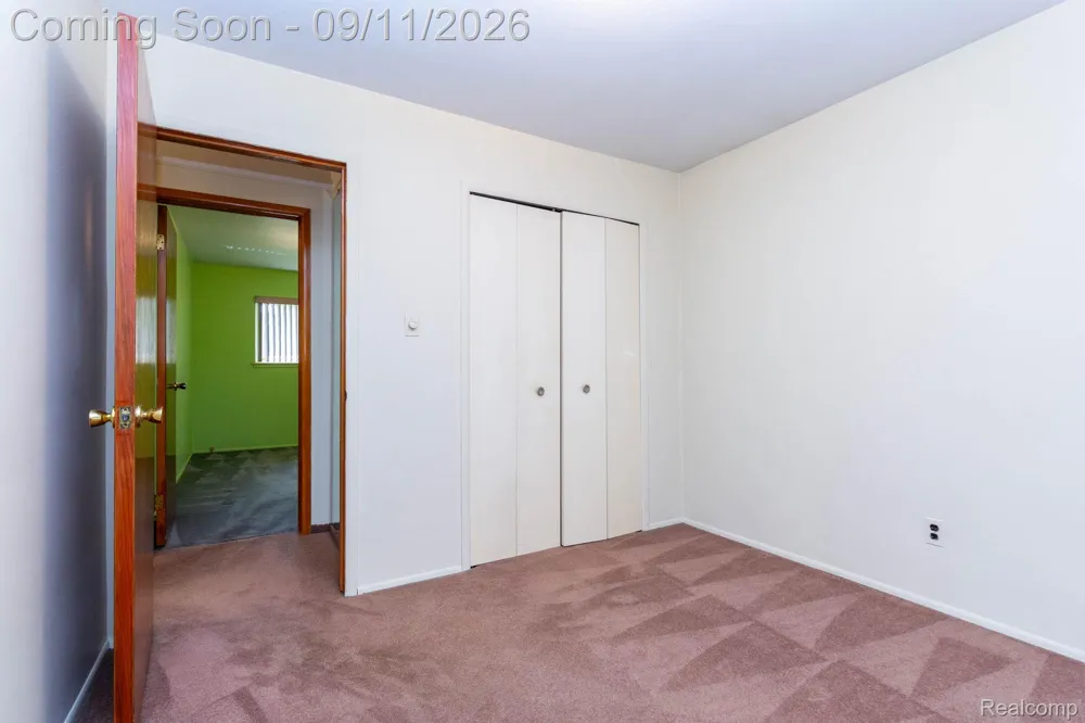 3736 Harlow Avenue Allen Park City, MI 48101