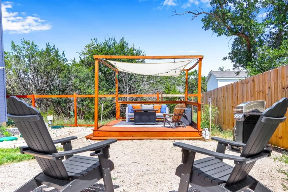 2076 Dry Creek Creek Canyon Lake, TX 78133
