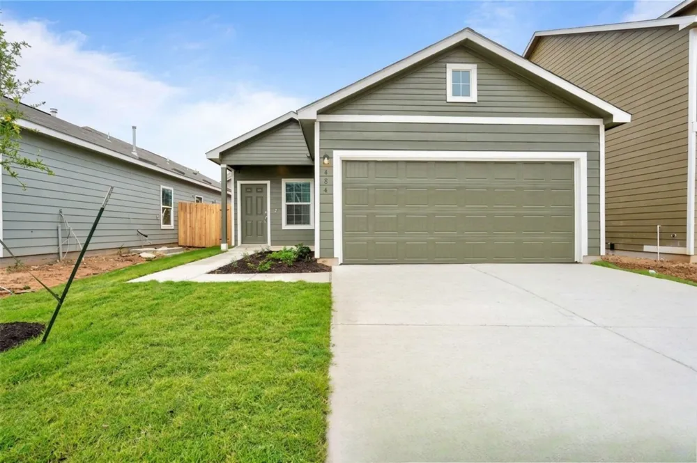 484 Gabbro Gardens Maxwell, TX 78656