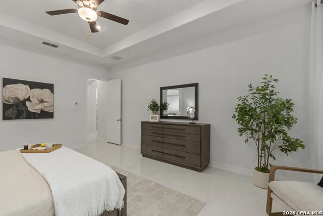 4051 Wood Crk San Antonio, TX 78257