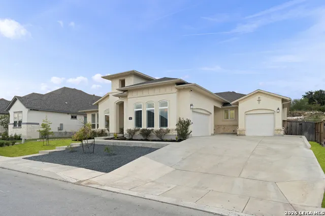4051 Wood Crk San Antonio, TX 78257