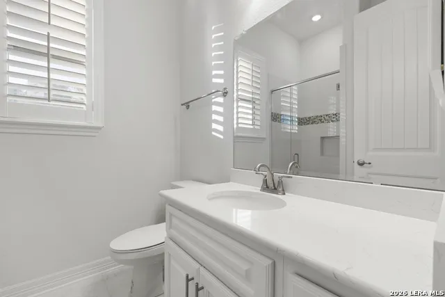 4051 Wood Crk San Antonio, TX 78257