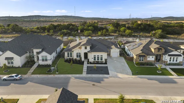 4051 Wood Crk San Antonio, TX 78257