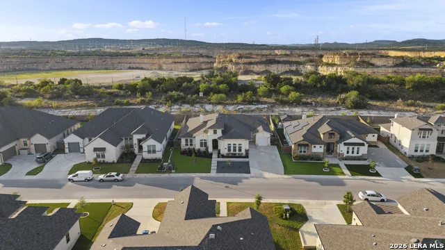 4051 Wood Crk San Antonio, TX 78257