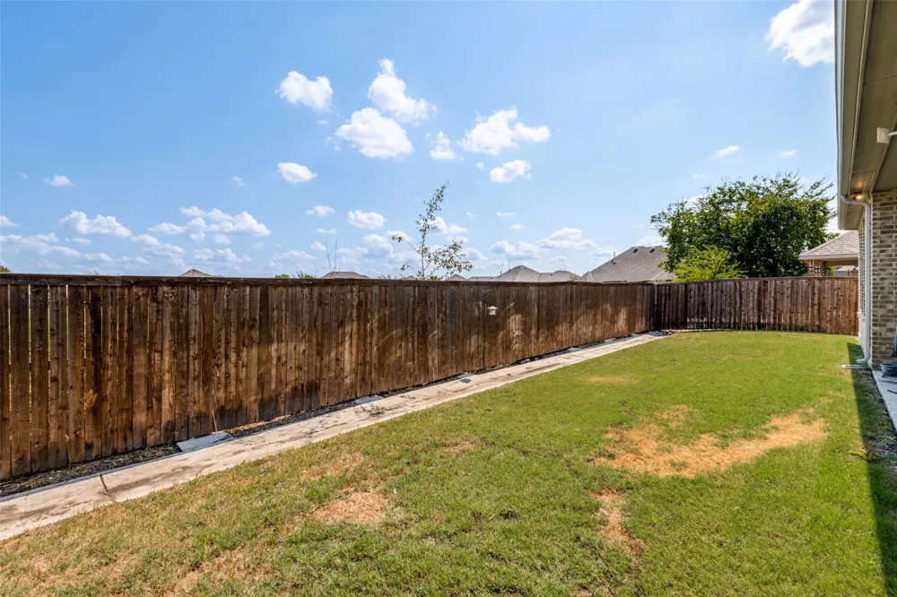 1152 Red Hawk Lane Forney, TX 75126