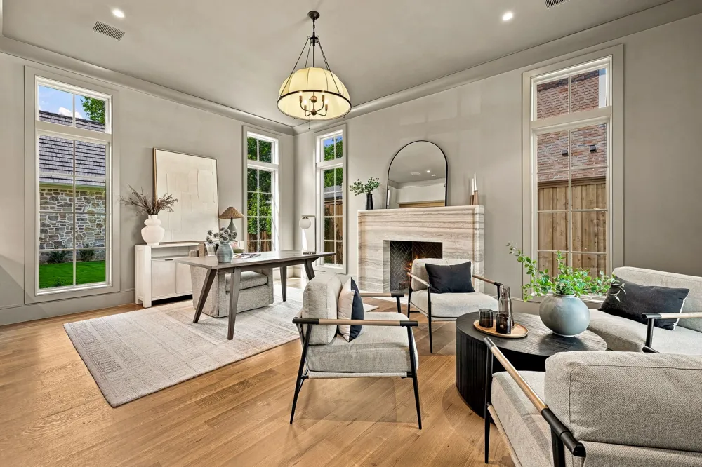 6526 Woodland Drive Dallas, TX 75225