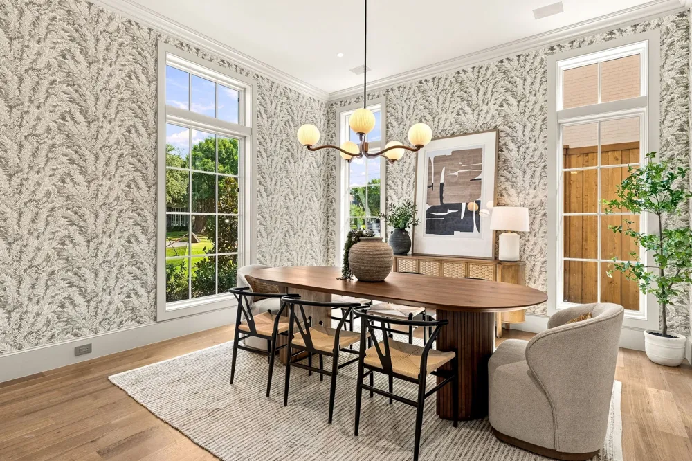 6526 Woodland Drive Dallas, TX 75225