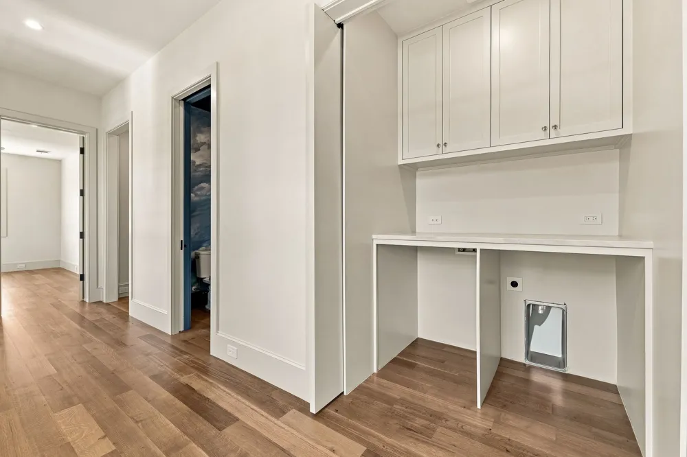 6526 Woodland Drive Dallas, TX 75225