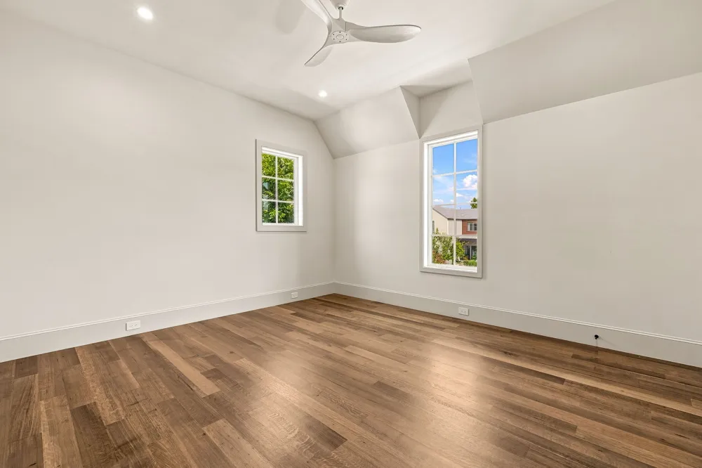 6526 Woodland Drive Dallas, TX 75225