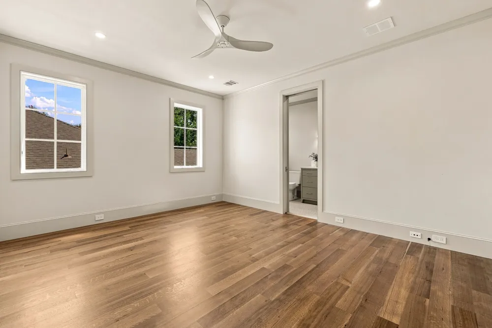 6526 Woodland Drive Dallas, TX 75225