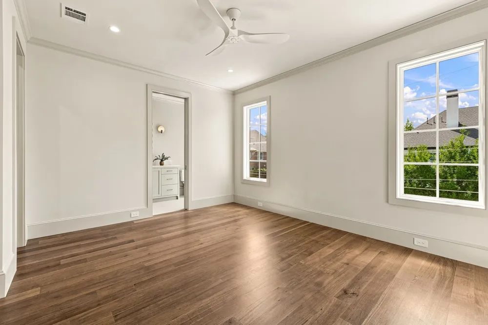 6526 Woodland Drive Dallas, TX 75225